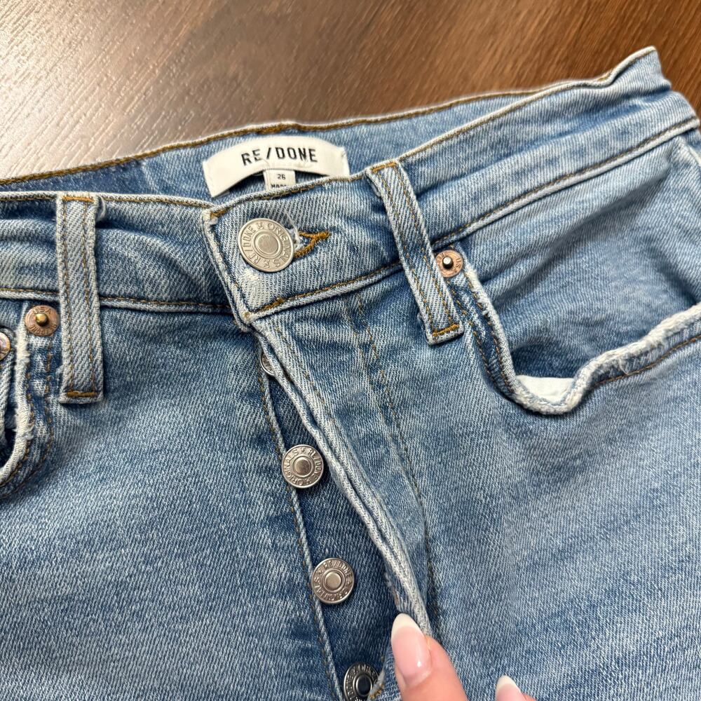 Re/Done 70s Stove Pipe Jeans Destroyed Dawn Casual Minimalist Denim Sz 26 - Picture 10 of 10